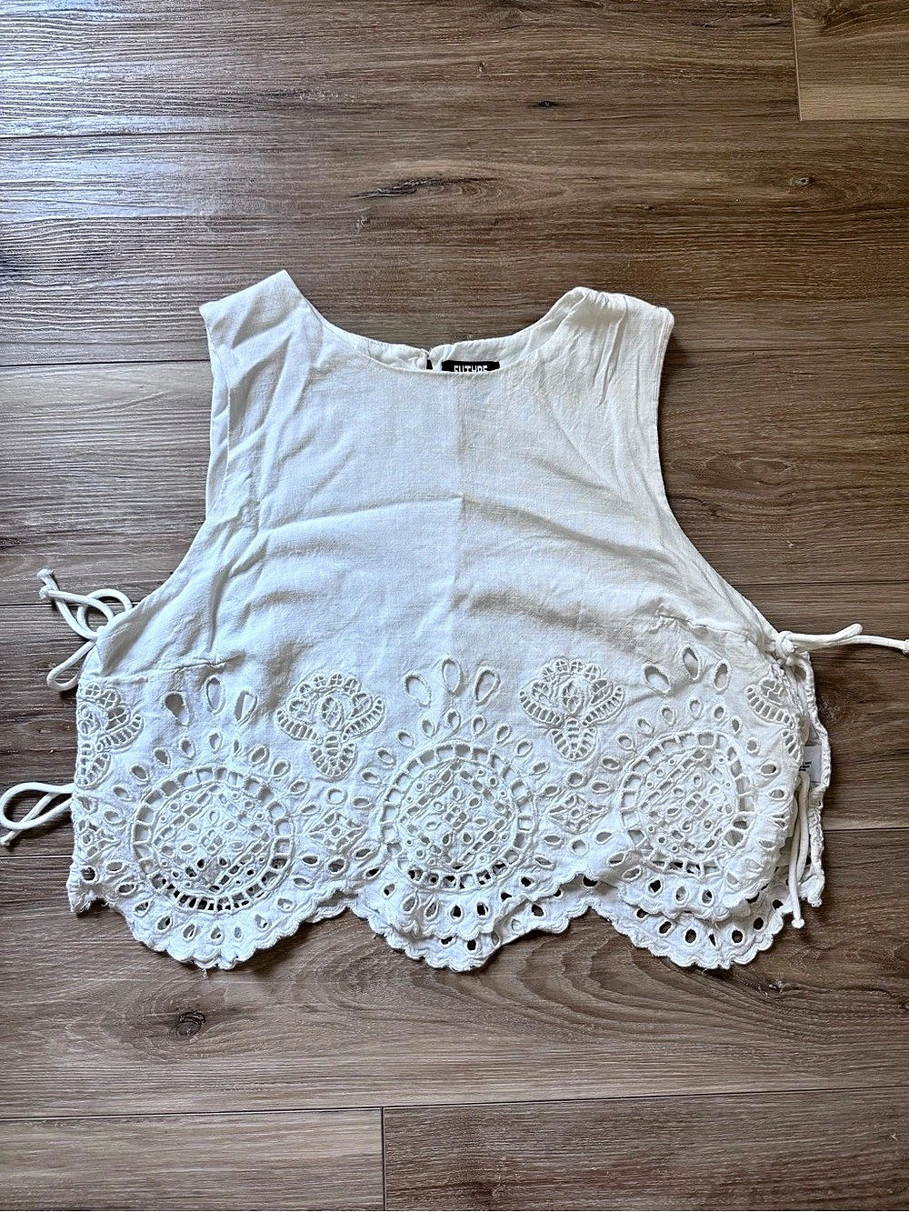 Future Collective Embroidered Eyelet Side-Tie Tank Top Crop Top White XL